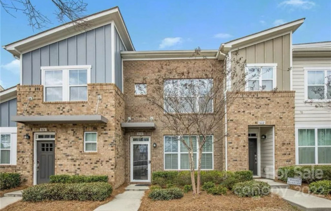 1614 PAT GARRETT ST