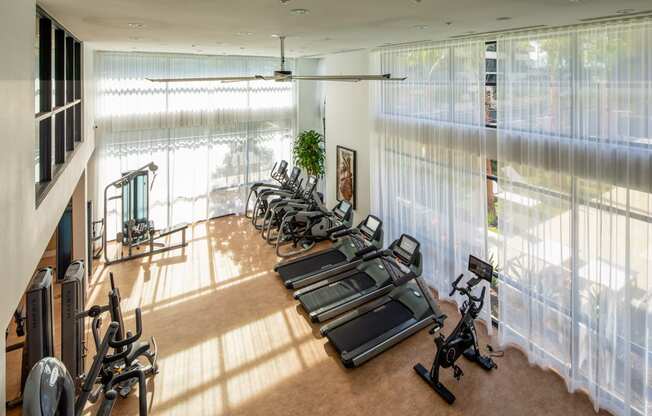 Fitness Center With Modern Equipment at Clarendon Apartments, Los Angeles, CA