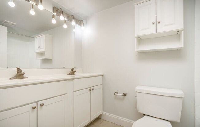 Primary Bathroom Classic (2BR, 1BA 765SF)