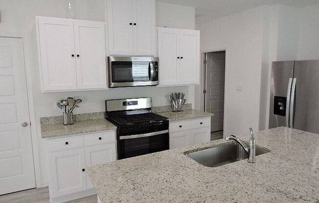 New Build - Desirable Pelican Lakes - 3BR/2BA