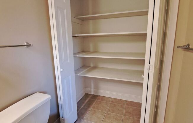 1 bed, 1 bath, 675 sqft, $1,395, Unit 3921-2