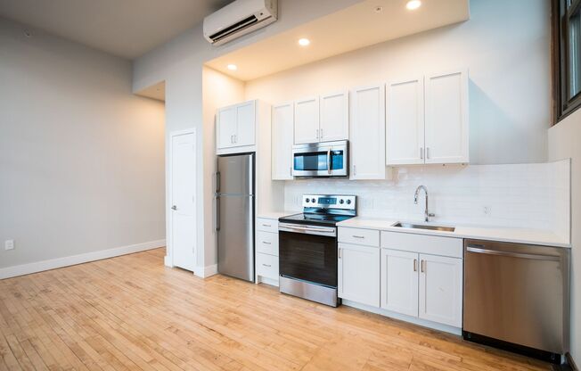 1300 S 19 ST
