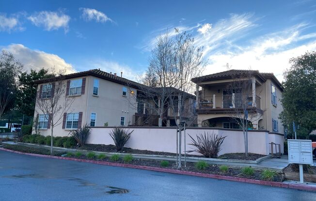 The Lofts - 17447 Farley Rd W