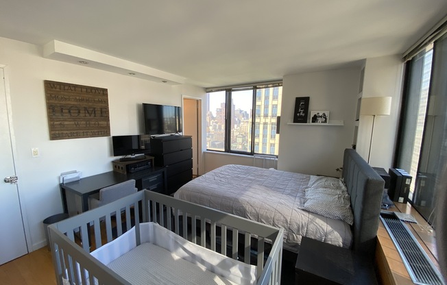 2 beds, 2 baths, 1,100 sqft, $7,250, Unit 23C