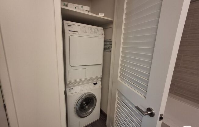 1 bed, 1 bath, 852 sqft, $3,500, Unit 2108
