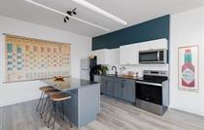1709 FIFTH AVE