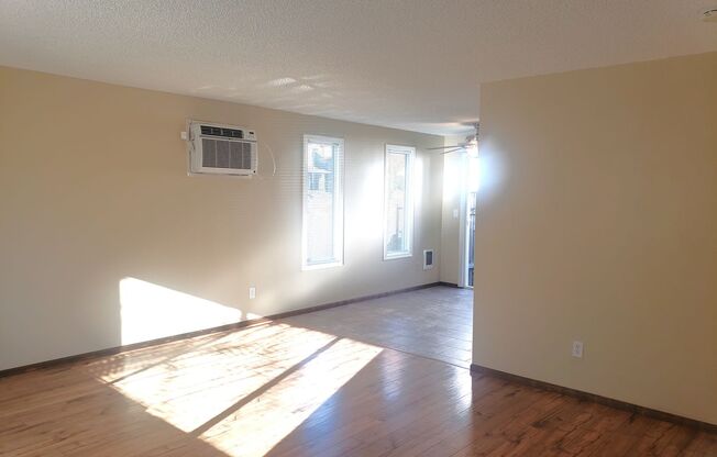 Inner SE Portland Duplex!