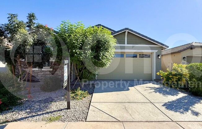 2633 W HIDALGO AVE