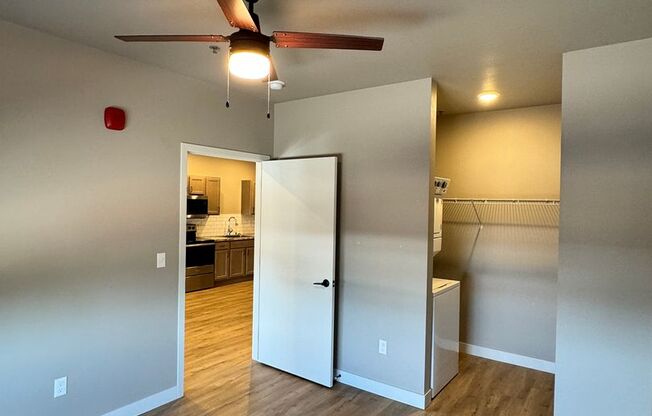 1 bed, 1 bath, 624 sqft, $900, Unit 205