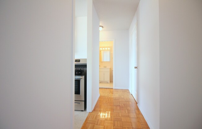 1 bed, 1 bath, $5,000, Unit 7C
