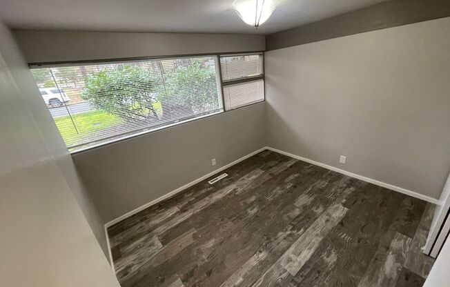 3 beds, 1 bath, $3,495