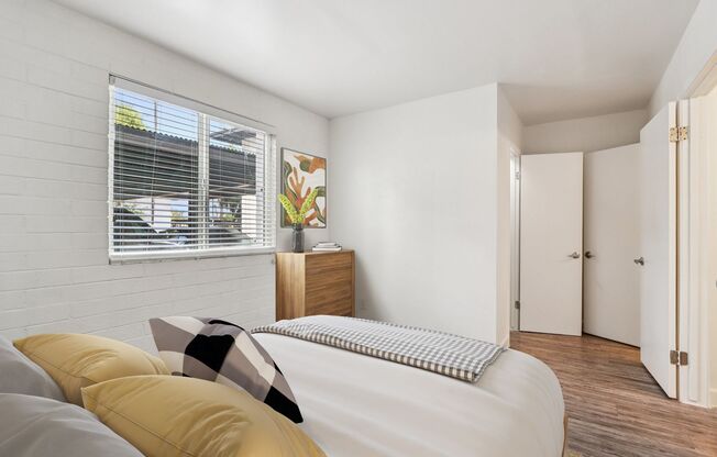 1 bed, 1 bath, 654 sqft, $1,199, Unit 159