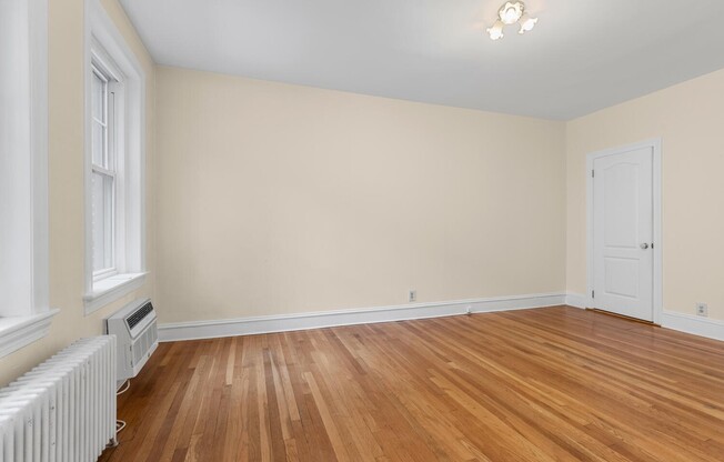 2 beds, 2 baths, 1,350 sqft, $4,000, Unit 1