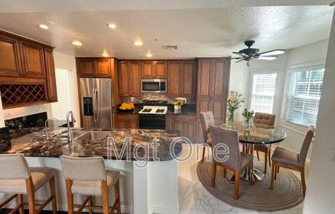 13723 BERKELEY CT