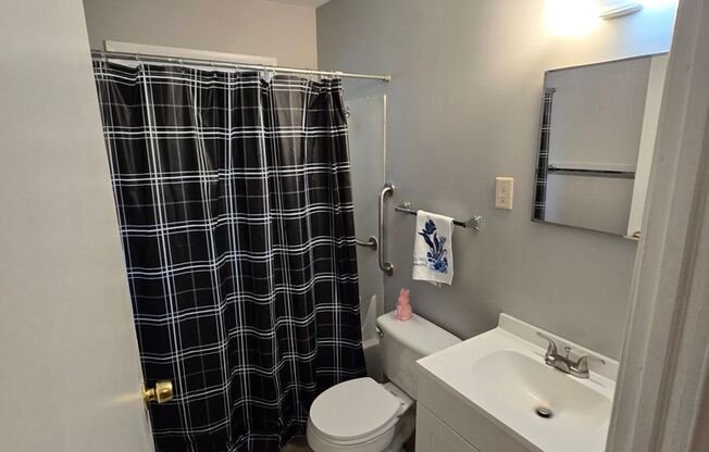 3 BEDROOM SINGLE FAMILY