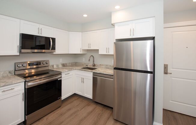 1 bed, 1 bath, 540 sqft, $2,000, Unit 202M