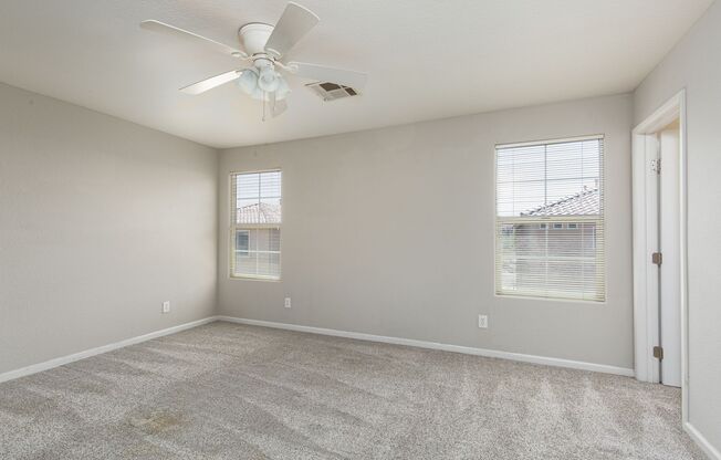 3 beds, 2.5 baths, $1,900, Unit UNIT 152