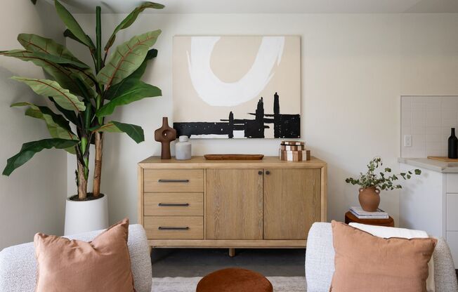 Studio, 1 bath, 646 sqft, $2,850, Unit 213