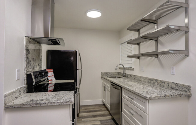 1 bed, 1 bath, 675 sqft, $2,295, Unit 4