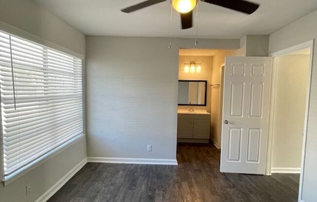 3 beds, 2 baths, 1,256 sqft, $1,550, Unit 12-1203 W/D