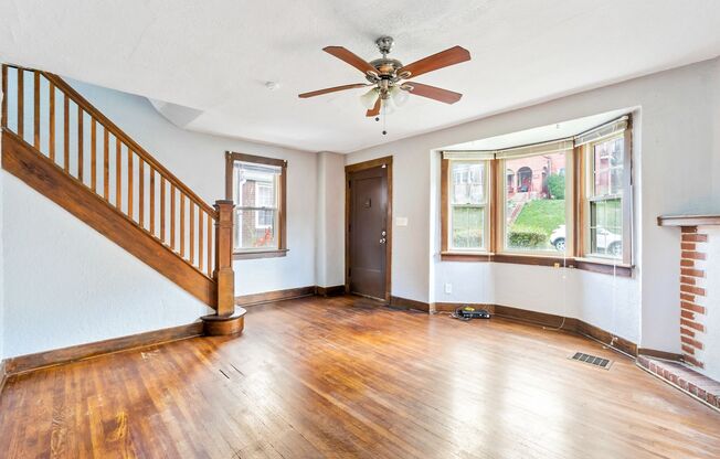Cozy 3 bedroom in Wilkinsburg - AVAILABLE 06/01/2025