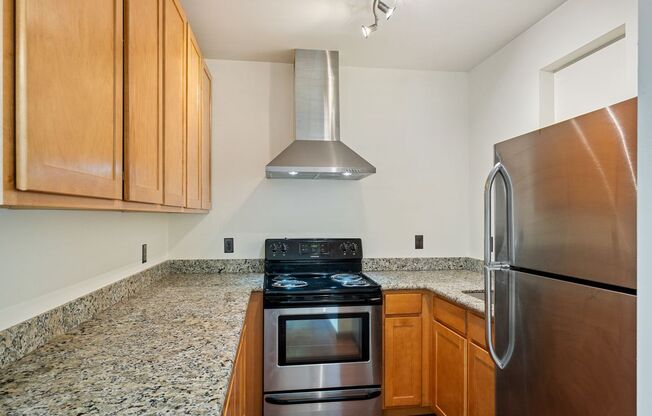 Studio, 1 bath, 359 sqft, $1,325, Unit 205