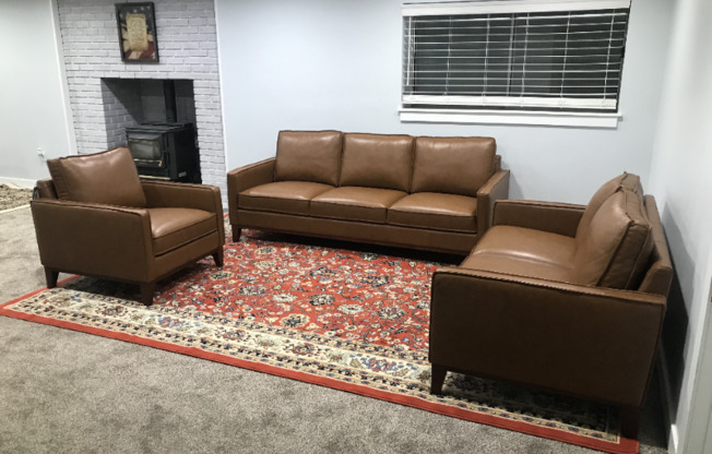 2532 W CHERRY GRV WAY