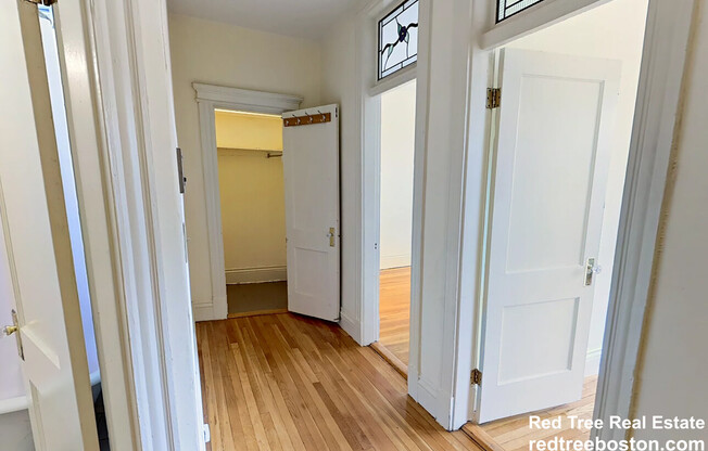 102 QUEENSBERRY ST.