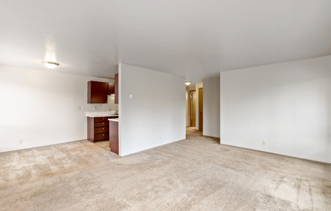 12520 ROOSEVELT WAY NE