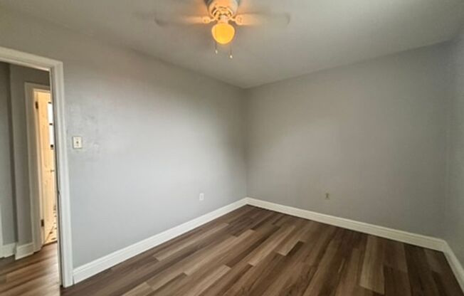 2 beds, 1 bath, 800 sqft, $1,790, Unit 6236 Fifth Ave. #301A