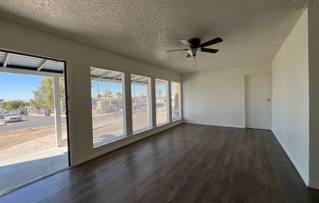 3 beds, 1 bath, $1,300