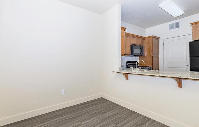 1 bed, 1 bath, 747 sqft, $1,278