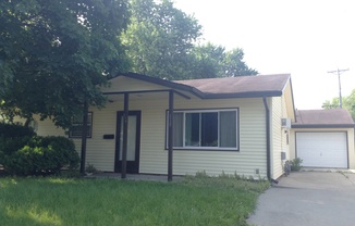 AVAILABLE AUGUST 1st! 3 Bedroom House w/Garage-210 17th Street