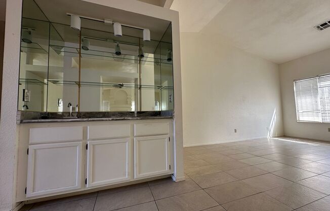 Great location. 3 bedroom single story Las Vegas home for rent.