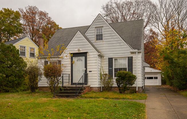 3 BED 1 BATH SINGLE FAMILY HOME IN CLEVELAND HEIGHTS