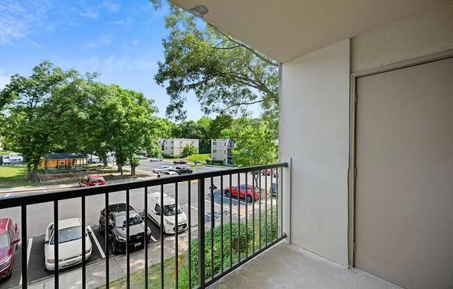 the preserve at ballantyne commons apartment balcony and parking lot