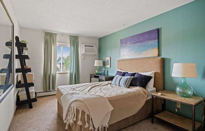Bedroom with Plush Carpeting