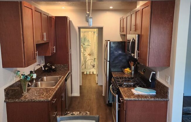 1 bed, 1 bath, 654 sqft, $1,867, Unit 076