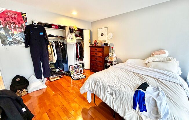 2 beds, 1 bath, 768 sqft, $2,380, Unit 322