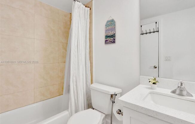 7501 E TREASURE DR #UNIT 9EF NORTH BAY VILLAGE, FL 33141