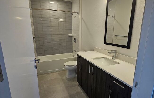 2 beds, 2 baths, 1,063 sqft, $2,355, Unit 420-2211