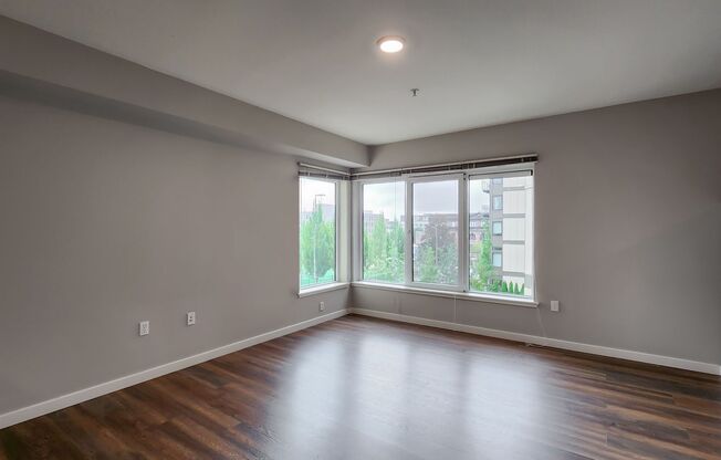 Studio, 1 bath, 604 sqft, $1,895, Unit Apt 302