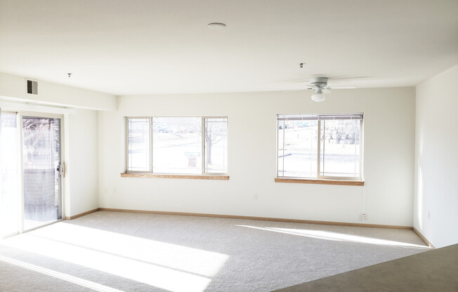 2 beds, 2 baths, 1,251 sqft, $1,905, Unit 302-112