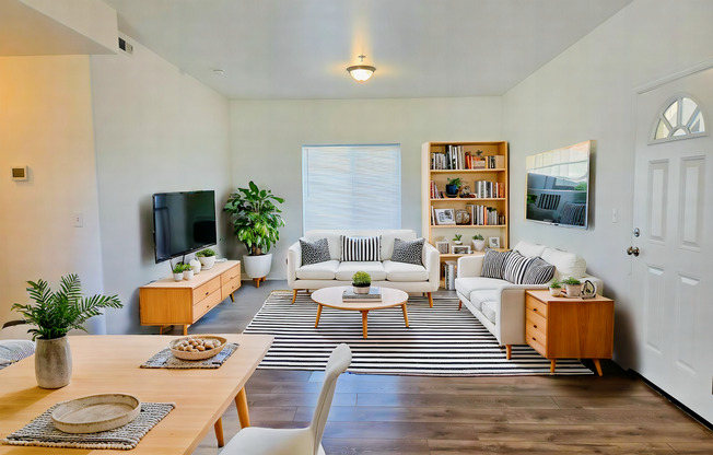 3 beds, 2 baths, 1,200 sqft, $1,750, Unit 1917-130