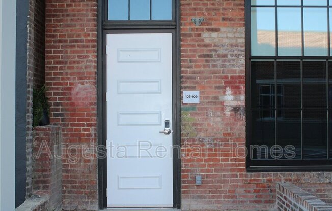 513 JAMES BROWN BLVD