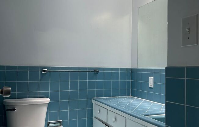 Daly City Home 4Bed 2 Ba