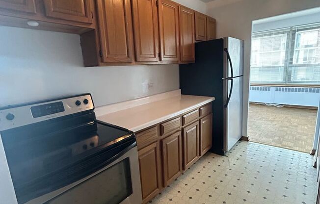 2 beds, 1 bath, 1,200 sqft, $2,800, Unit 418-0505