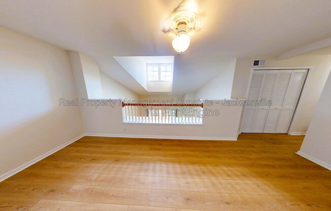 1 bed, 1 bath, 1,012 sqft, $1,425, Unit 536
