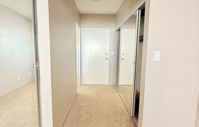 3 beds, 2 baths, $3,295, Unit R