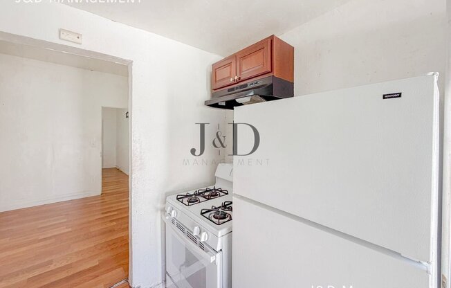 545 1/2 25 ST